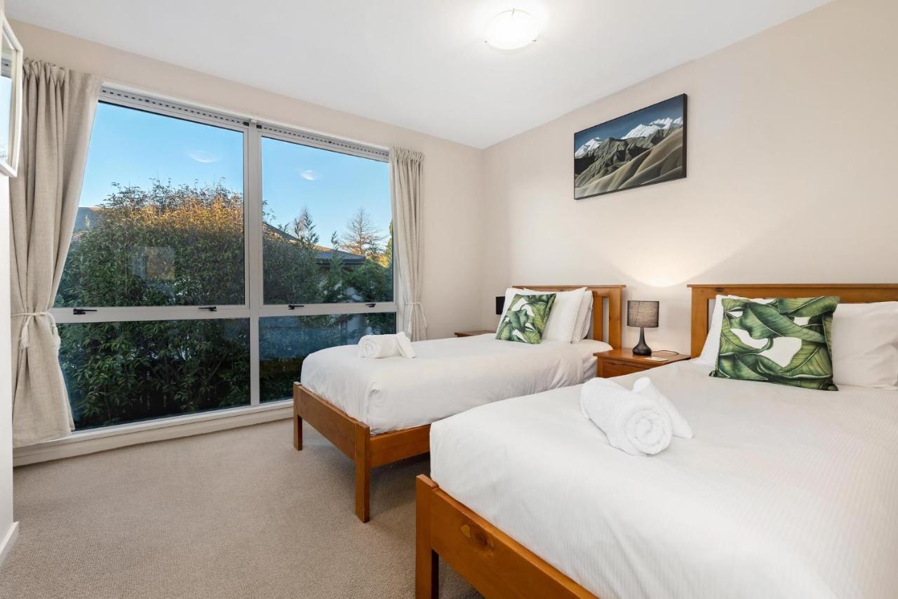 Central Wanaka Villa ภายนอก รูปภาพ